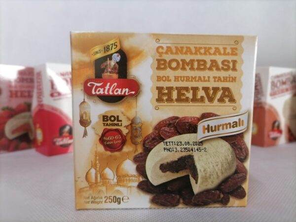 Chałwa sezamowa z sosem daktylowym