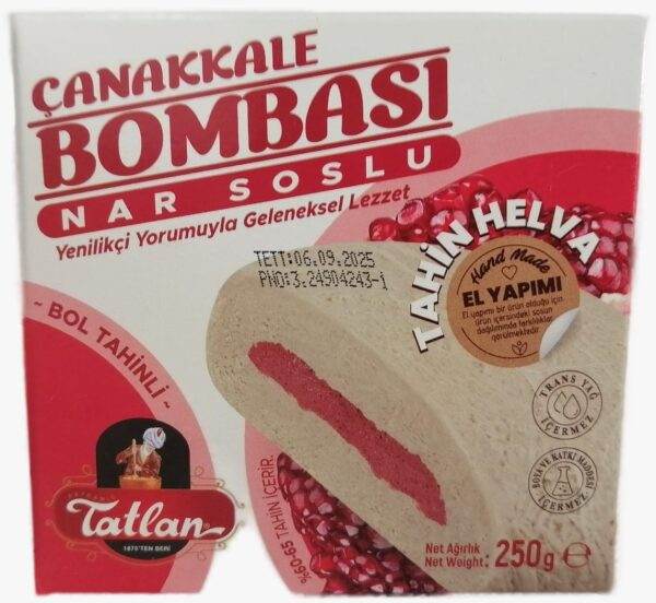 Chałwa sezamowa z sosem granatowym z białą czekoladą2